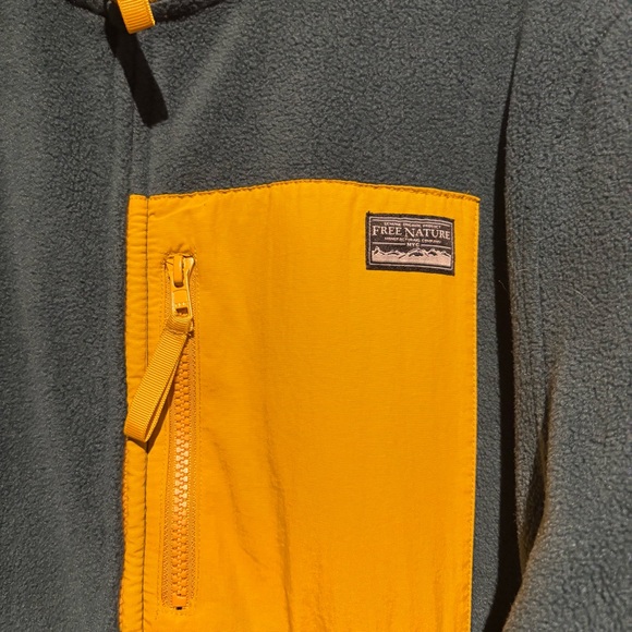 Free Nature Colorblock Fleece Jacket - Green, Yellow, Navy Large - Picture 4 of 9
